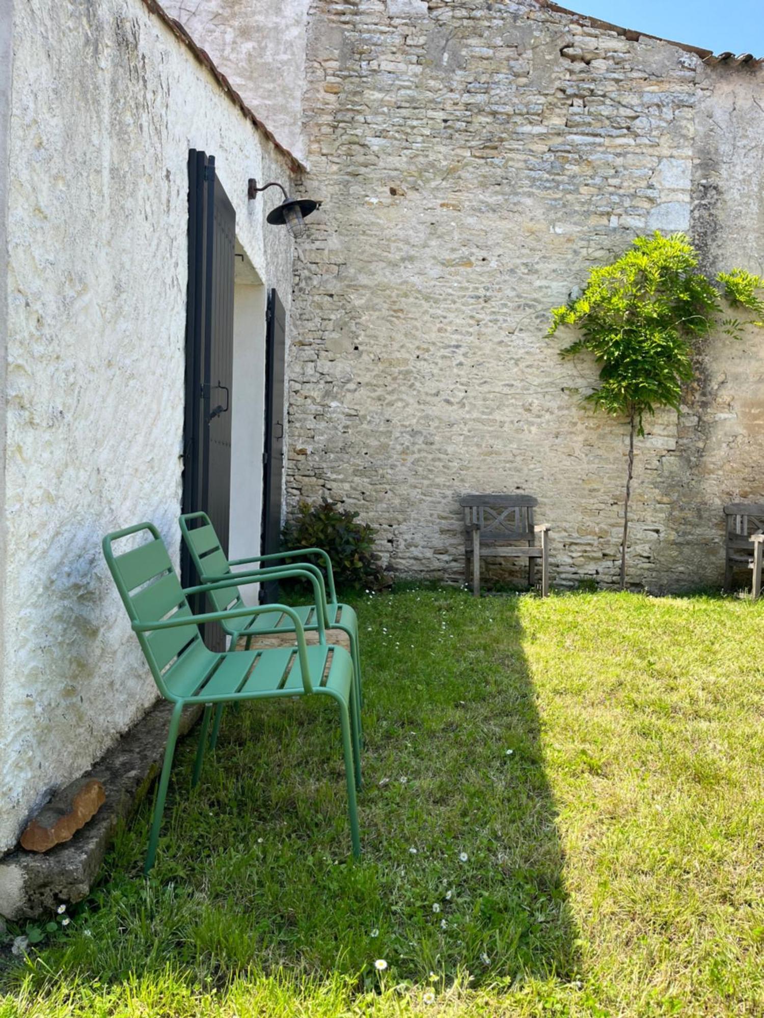 Elegante Maison Familiale Au Coeur Des Remparts De La Citadelle Le Château-dʼOléron Buitenkant foto