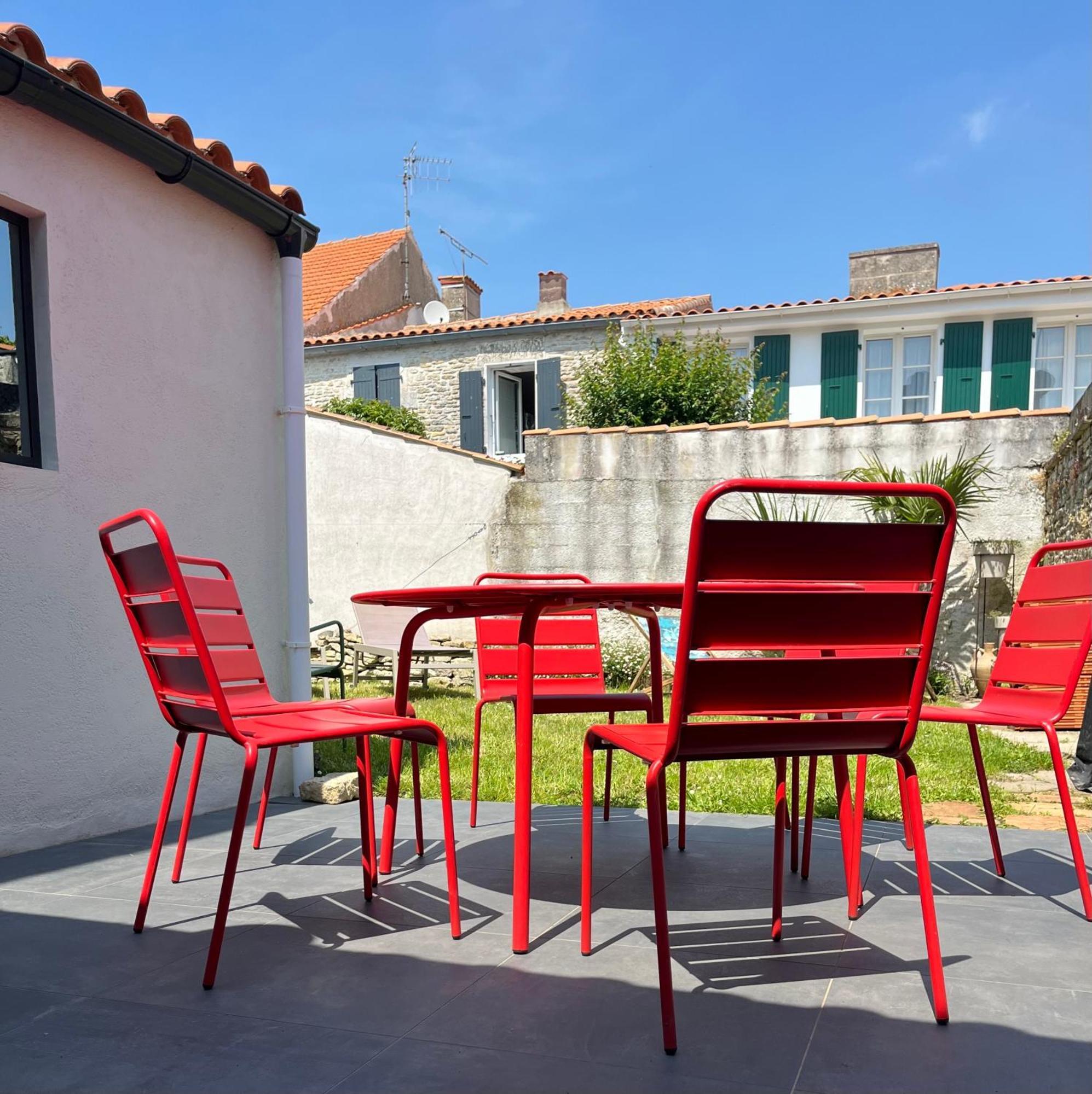 Elegante Maison Familiale Au Coeur Des Remparts De La Citadelle Le Château-dʼOléron Buitenkant foto